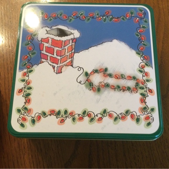Set of 3 Decorative Christmas tins - Picture 5 of 6